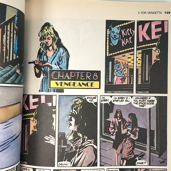 V For Vendetta Graphic Novel, DC Comics 2005 - Picture 7 of 16